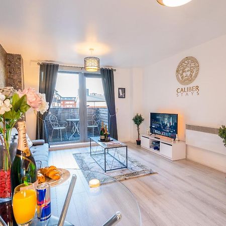 Caliber Stays Birmingham Bliss - Medusa Suite Apartments - Central 2-Bed Retreat - City Attractions, Sleeps 4, Free Netflix, Nearby Parking & Close Proximity - Bullring, Grand Central, The Cube - 5 Minutes Walk Extérieur photo