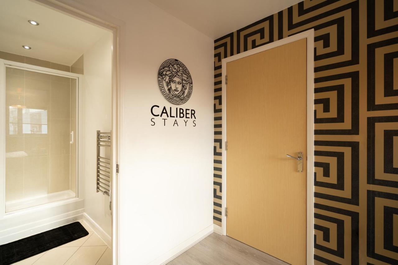 Caliber Stays Birmingham Bliss - Medusa Suite Apartments - Central 2-Bed Retreat - City Attractions, Sleeps 4, Free Netflix, Nearby Parking & Close Proximity - Bullring, Grand Central, The Cube - 5 Minutes Walk Extérieur photo